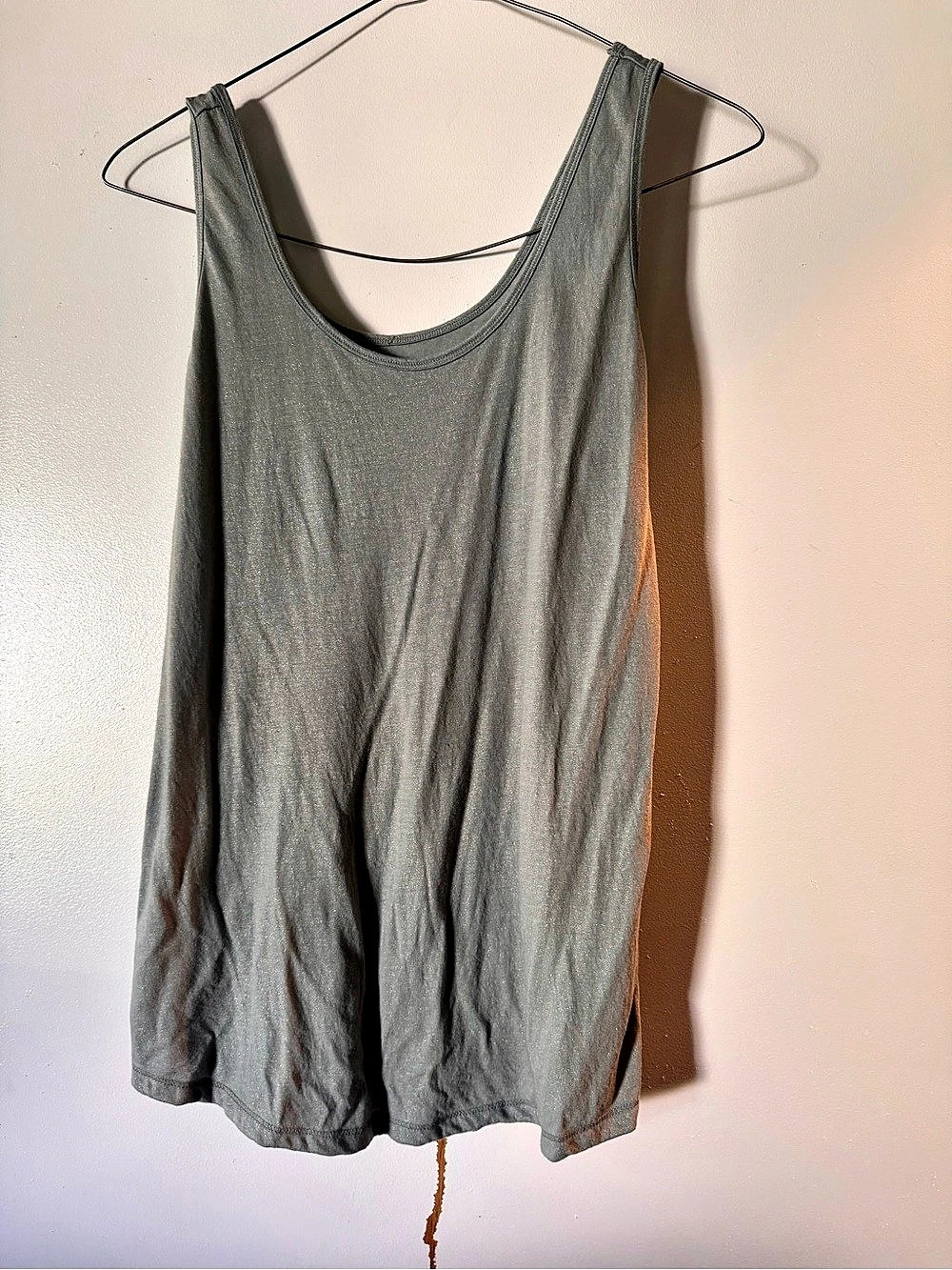 Tank Top in Gray Size Large